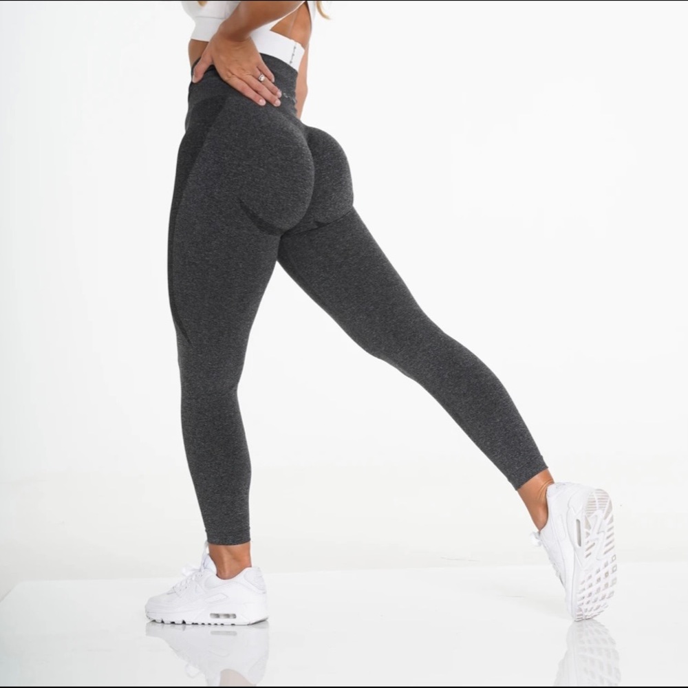 NVGTN Black Contour Seamless Leggings